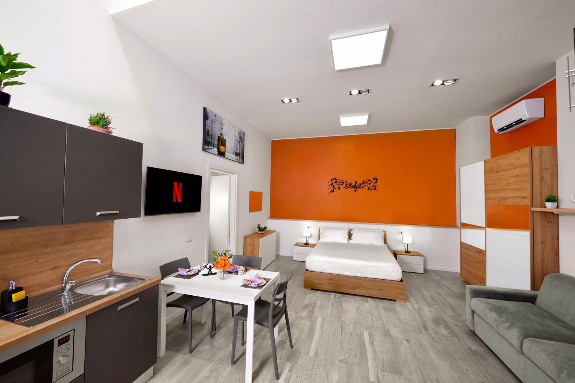 Lorianna Rock House Apartment Милано Екстериор снимка