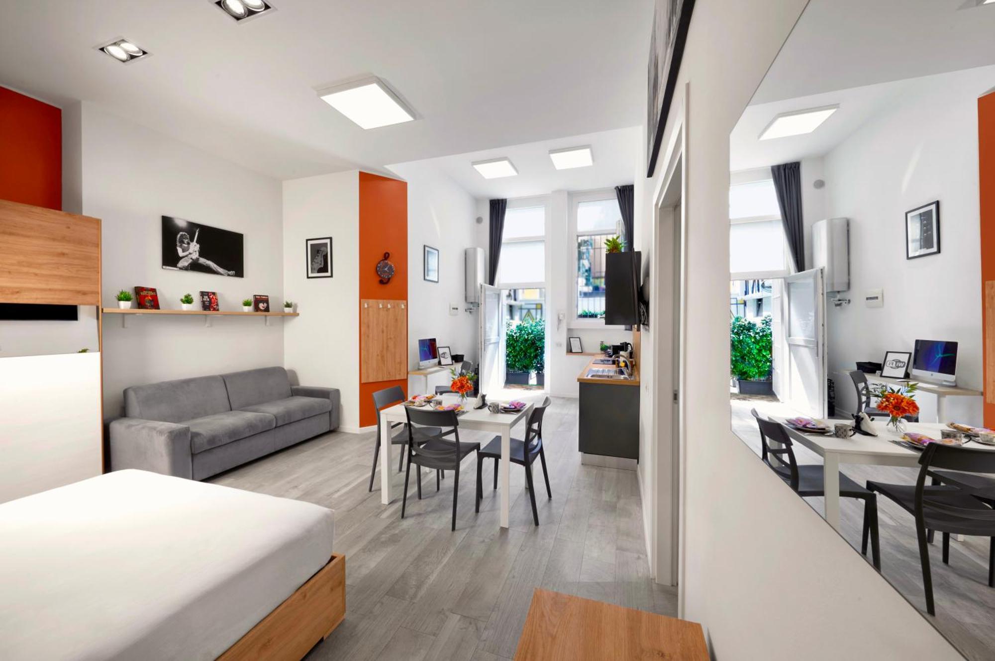 Lorianna Rock House Apartment Милано Екстериор снимка